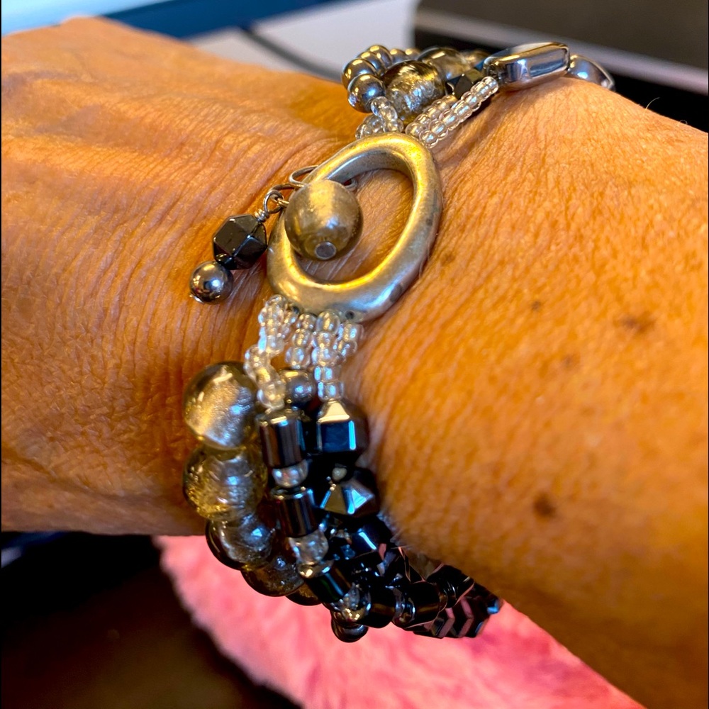 Silpada sterling 925 hematite stretch bracelet